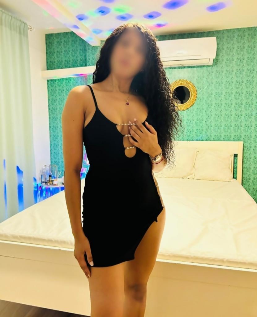 613466425: Chica busca chico en Huelva