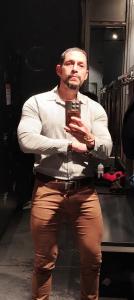 663411404: Chico busca chica en Barcelona