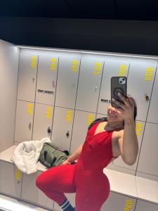 631885968: Chica busca chico en Zaragoza