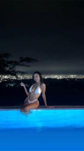 610659118: Chica busca chico en Málaga