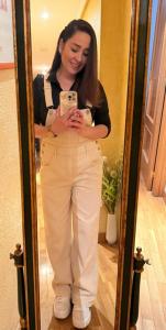 633049466: Chica busca chico en Cantabria