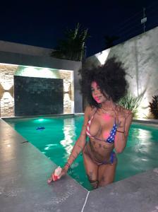 610659168: Chica busca chico en Málaga