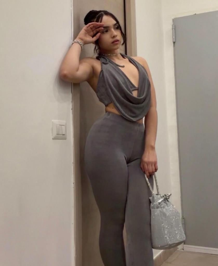 Chica busca chico en Cádiz: 