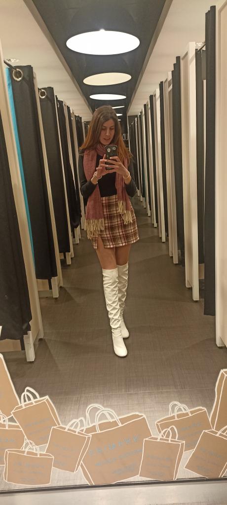 655805025: Chica busca chico en Málaga