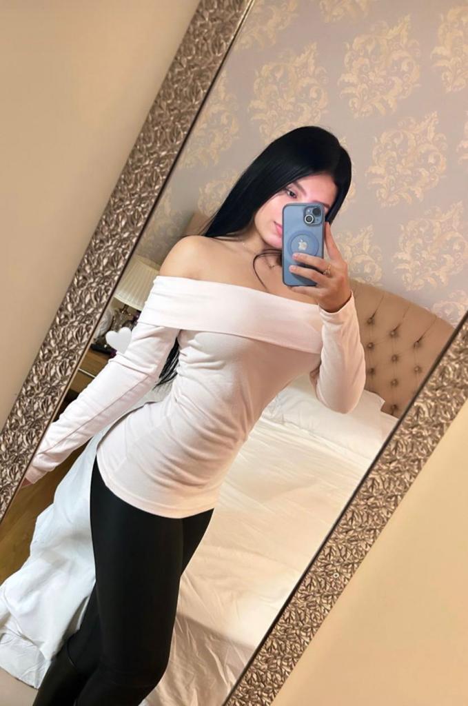 633198012: Chica busca chico en Zaragoza