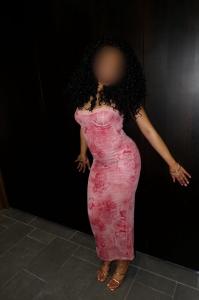 617058957: Chica busca chico en Valencia