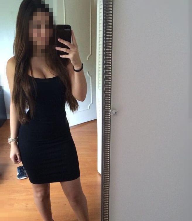 667643054: Chica busca chico en Navarra