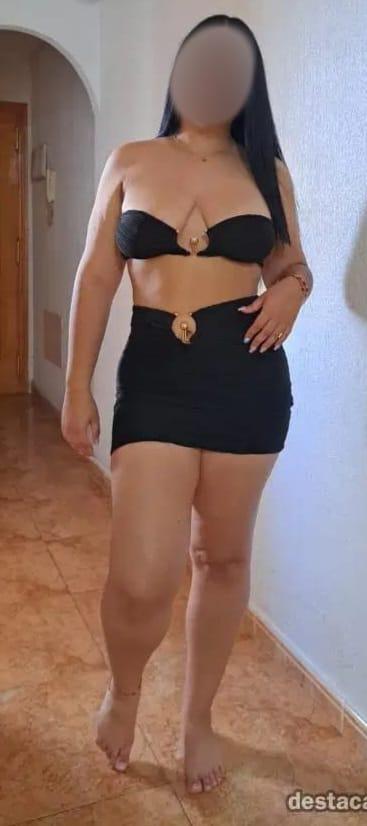 Chica busca chico en Almería: 