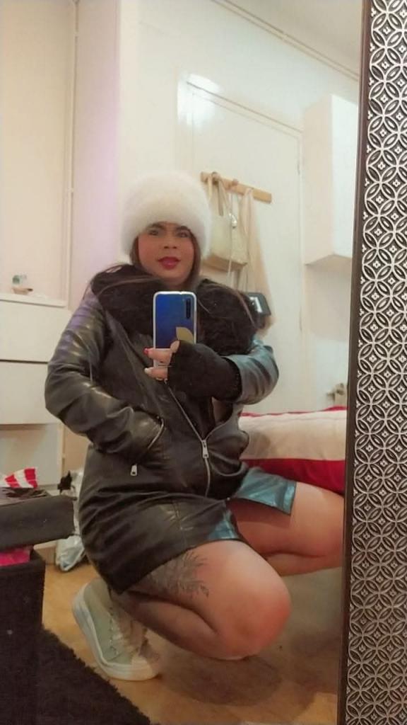 657399881: Travesti en Barcelona