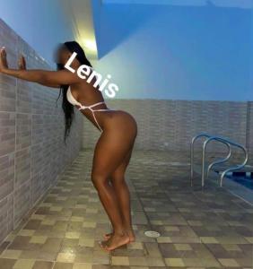 632334060: Chica busca chico en La Coruña