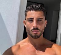 607855219: Chico busca chica en Málaga