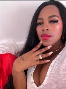 613994970: Chica busca chico en Tenerife