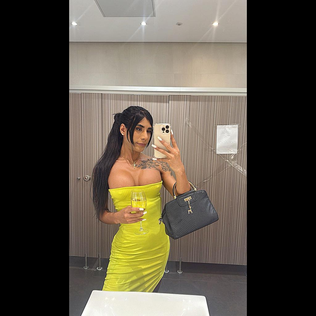 613383760: Transexual en Valladolid