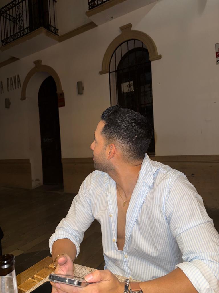 602599152: Chico busca chica en Málaga