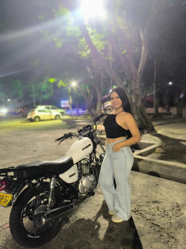 Chica busca chico en Asturias: 