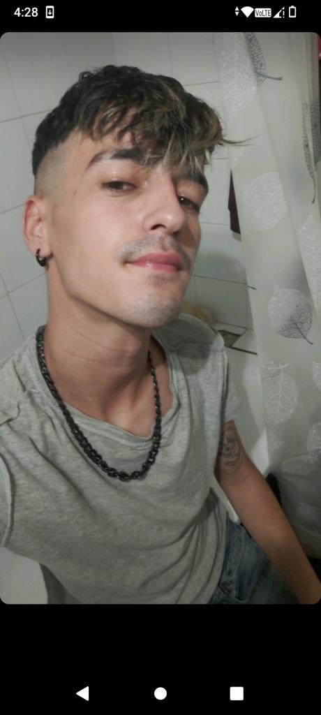 634123653: Chico busca chica en Sevilla