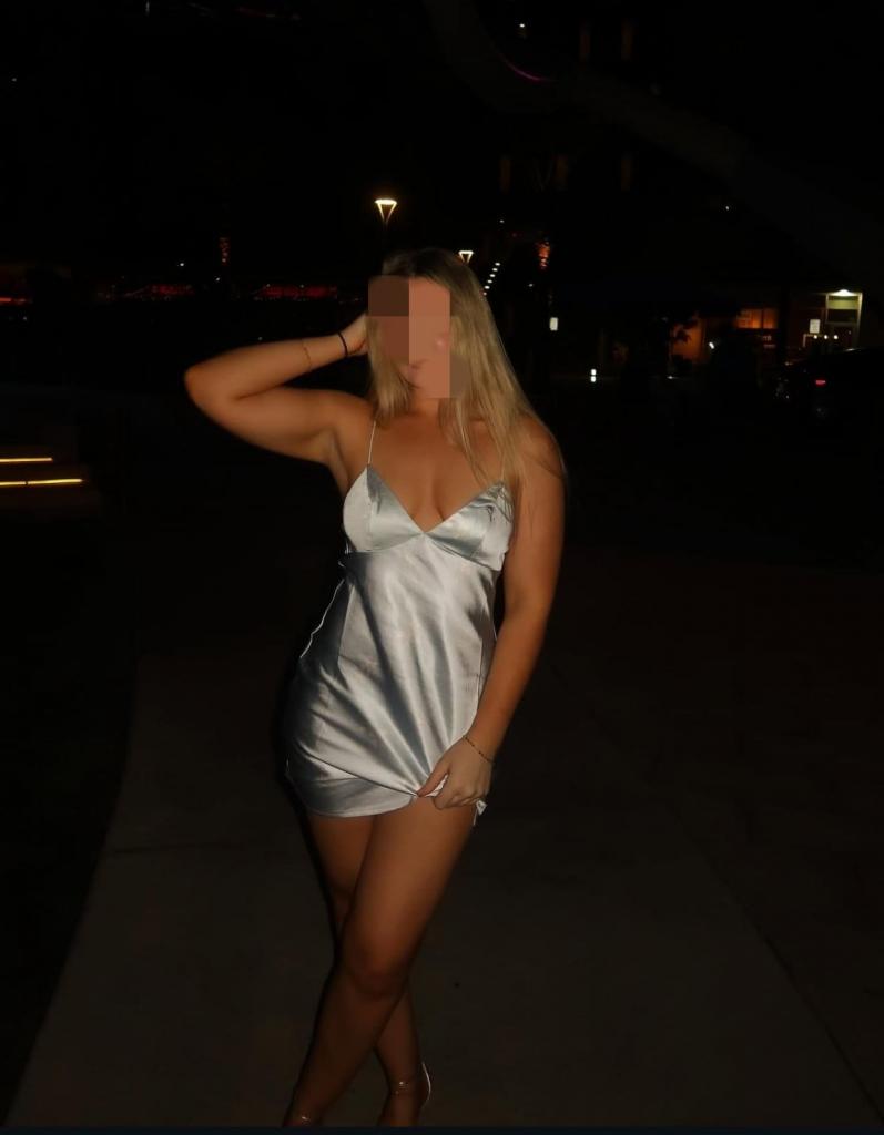 Chica busca chico en La Coruña: 