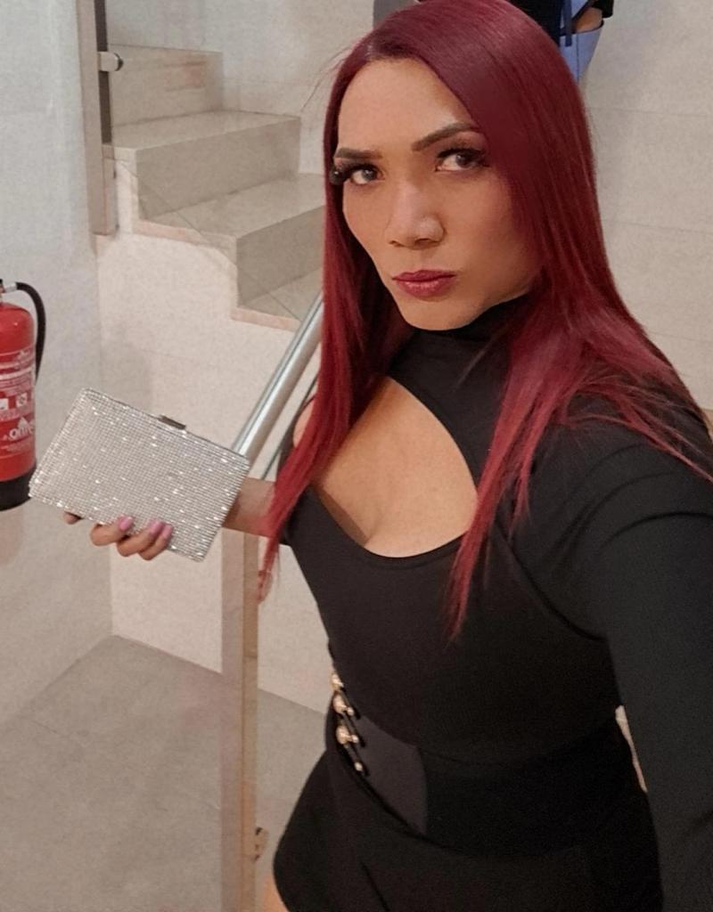 641048844: Transexual en La Coruña