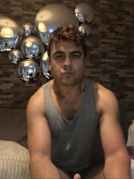 635543317: Chico busca chica en Zaragoza