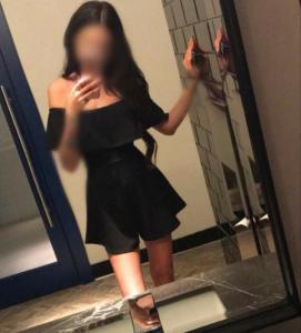 610781540: Chica busca chico en Sevilla