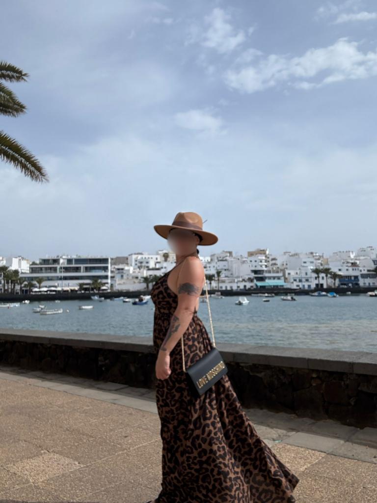 662559290: Chica busca chico en Murcia