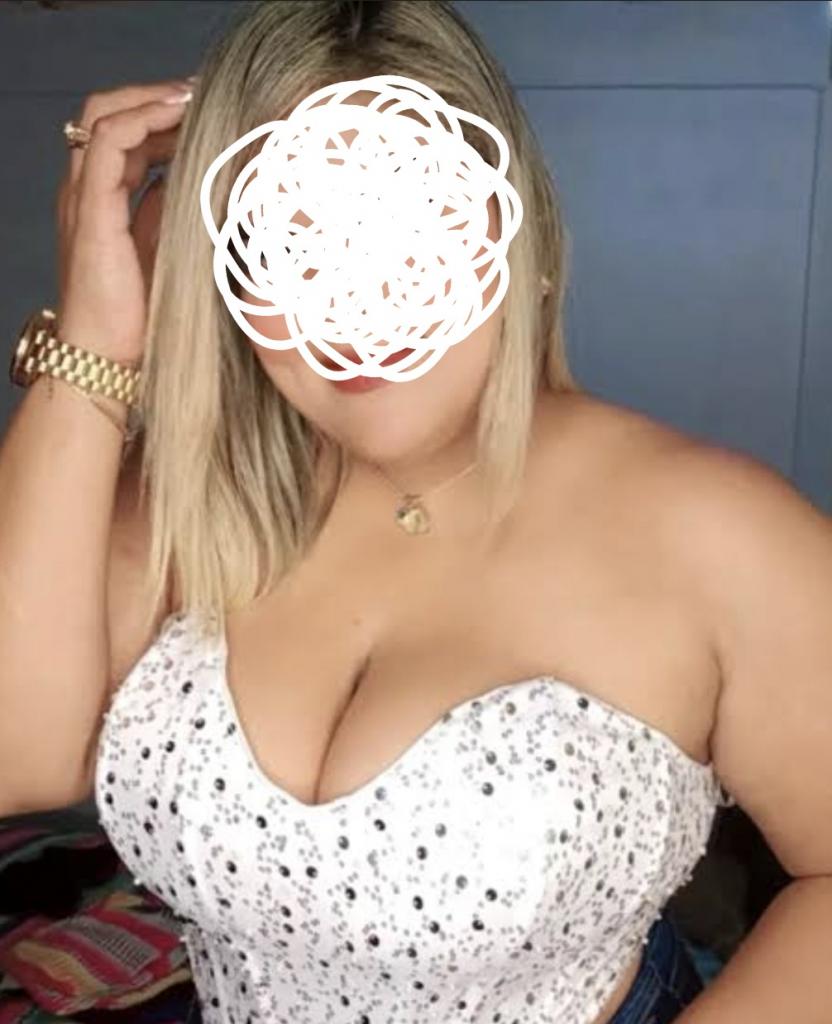 643129886: Chica busca chico en León