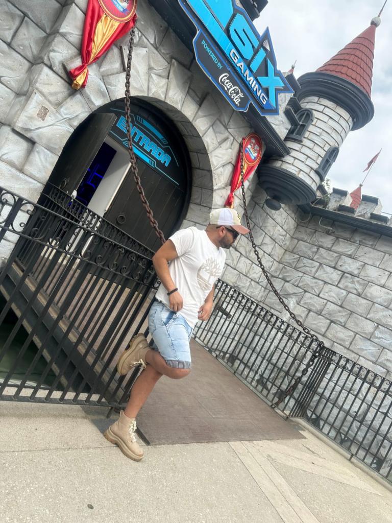 Chico busca chica en Tenerife: 