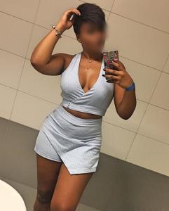 641457477: Chica busca chico en Murcia