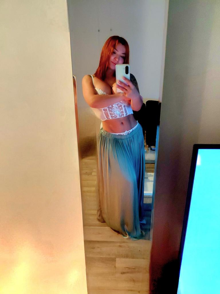 633632769: Chica busca chico en Valencia