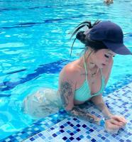 671569967: Chica busca chico en Barcelona