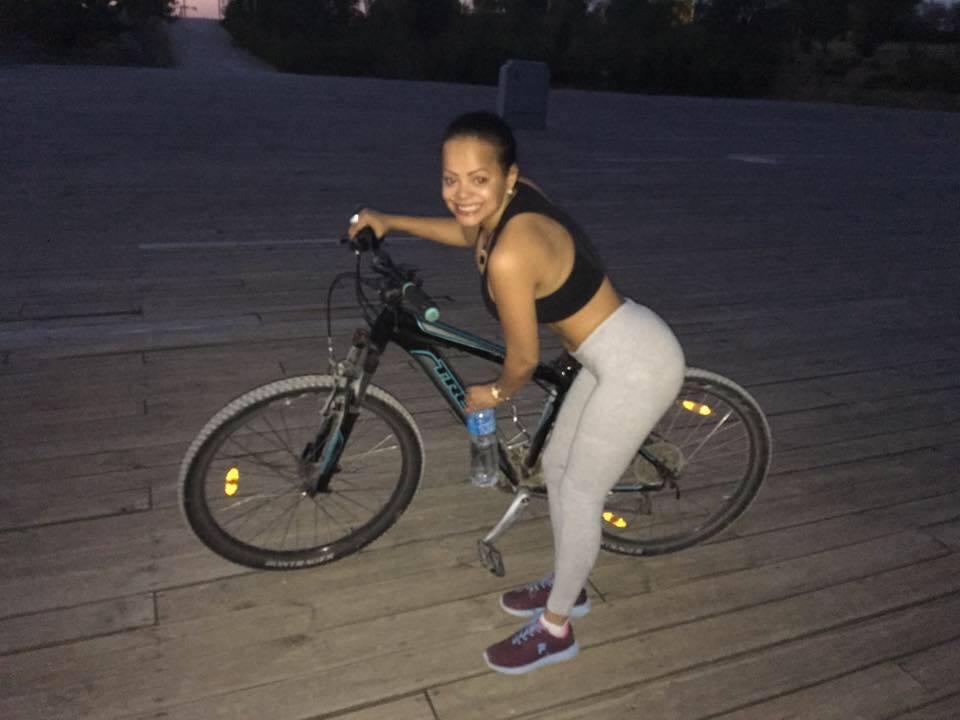 618384977: Chica busca chico en Madrid