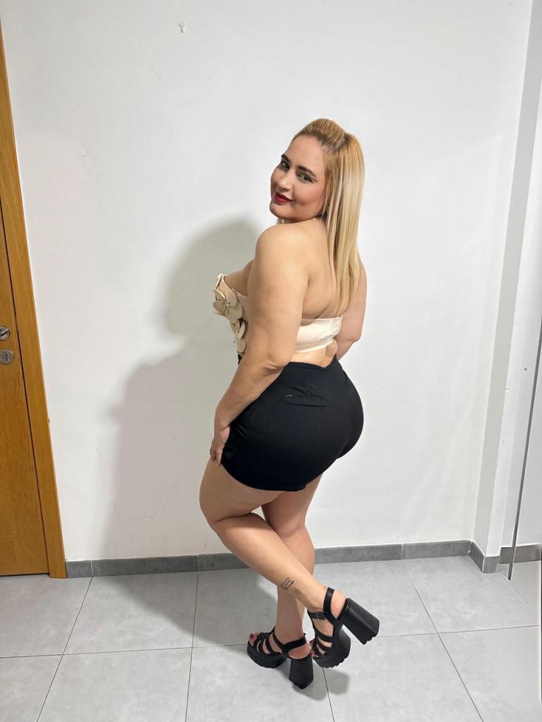 624885411: Chica busca chico en Jaén