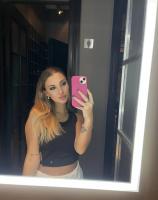 621040899: Chica busca chico en Almería