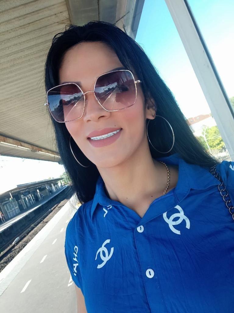 613312096: Travesti en Sevilla