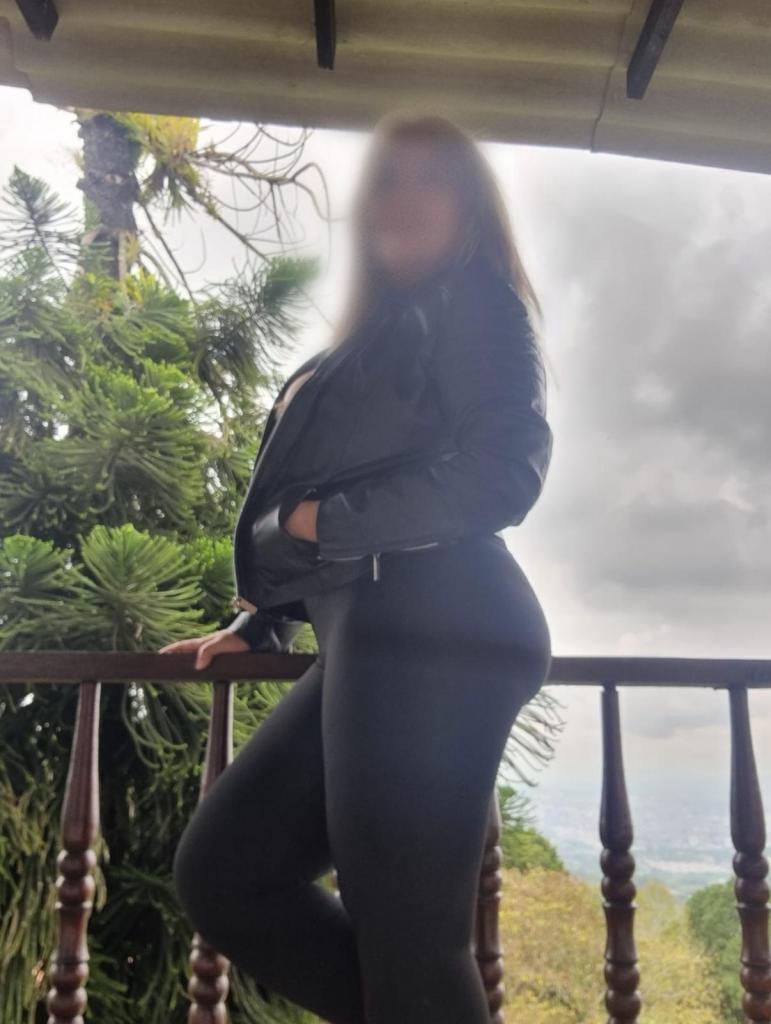 614076846: Chica busca chico en Mallorca