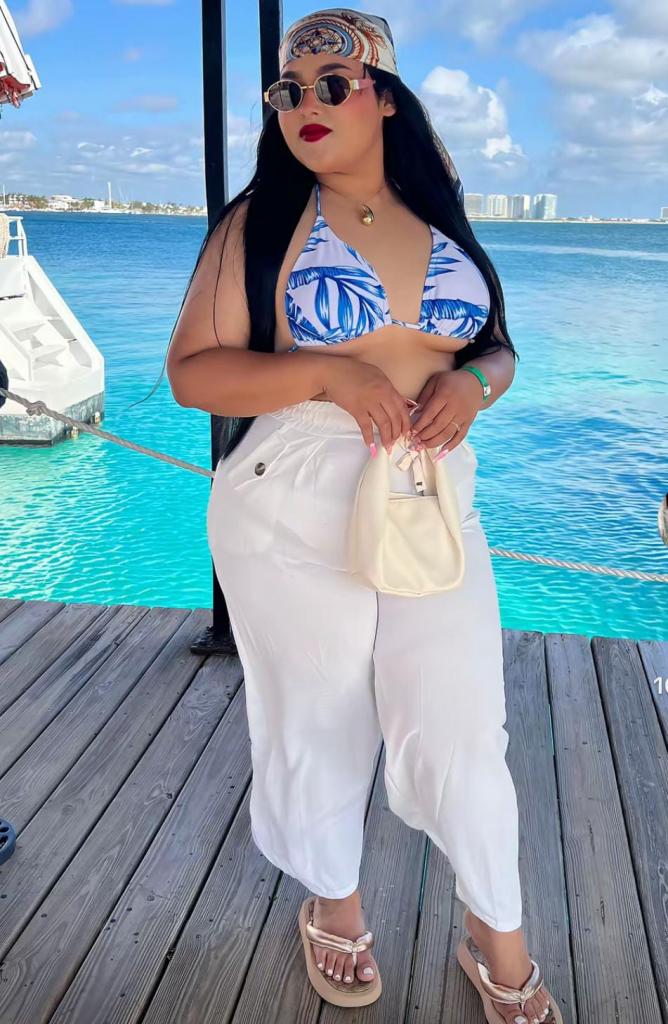 617089104: Chica busca chico en Barcelona