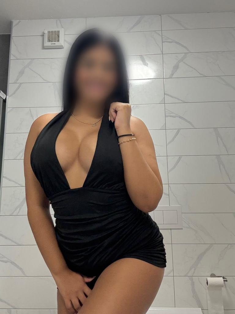 Chica busca chico en Granada: 