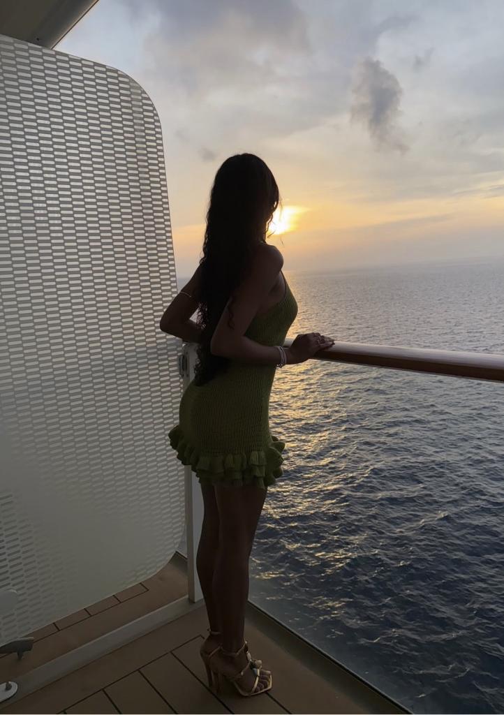 643073035: Chica busca chico en Huelva