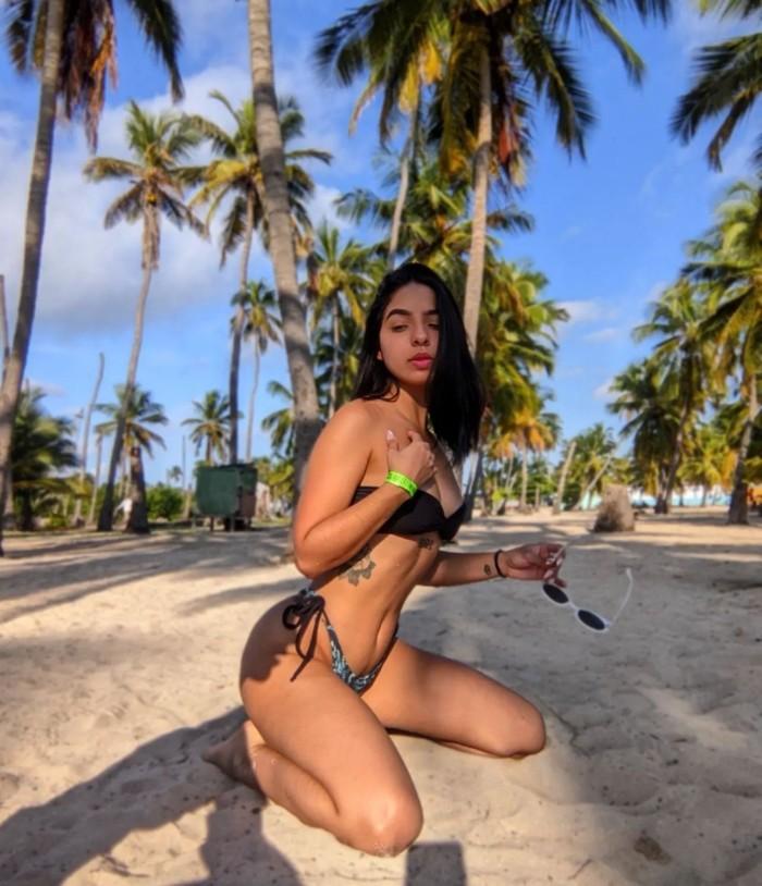 610643670: Chica busca chico en Gerona