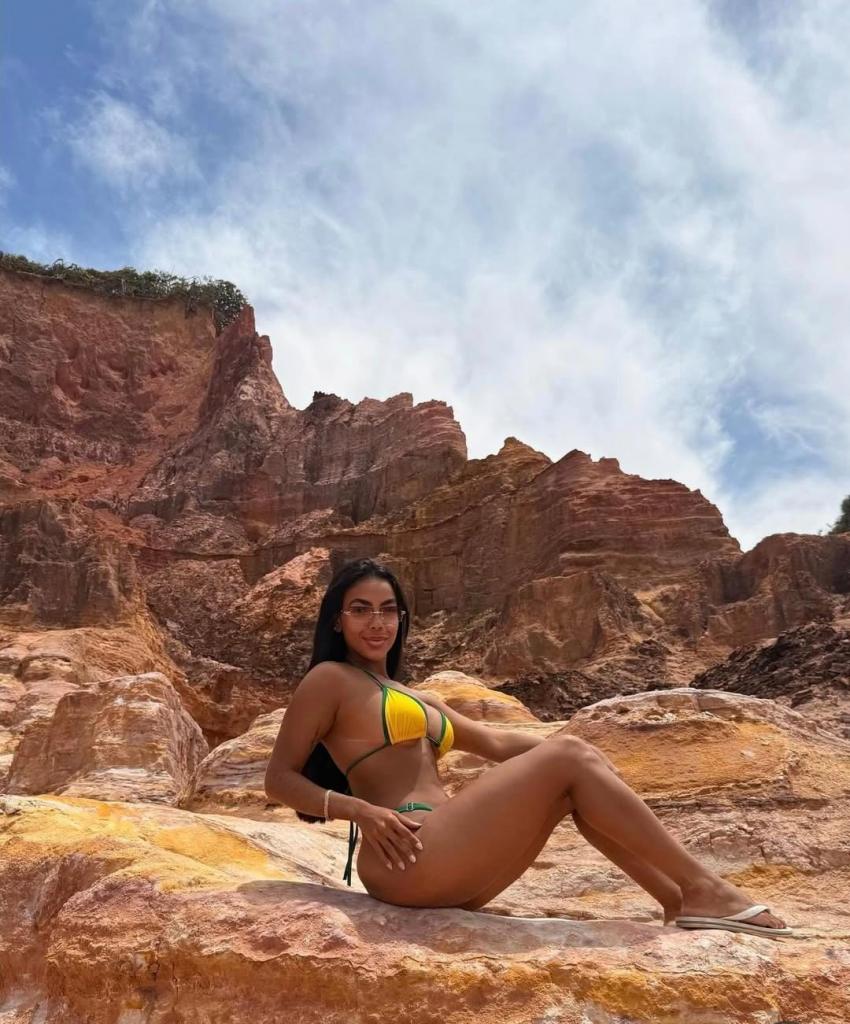 685245186: Chica busca chico en Málaga