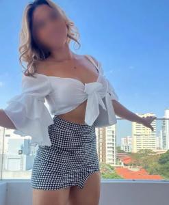 657471175: Chica busca chico en Pontevedra