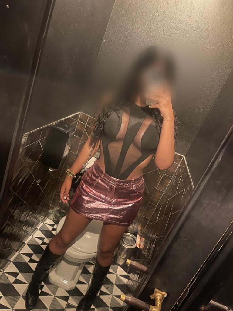 635650851: Chica busca chico en Granada