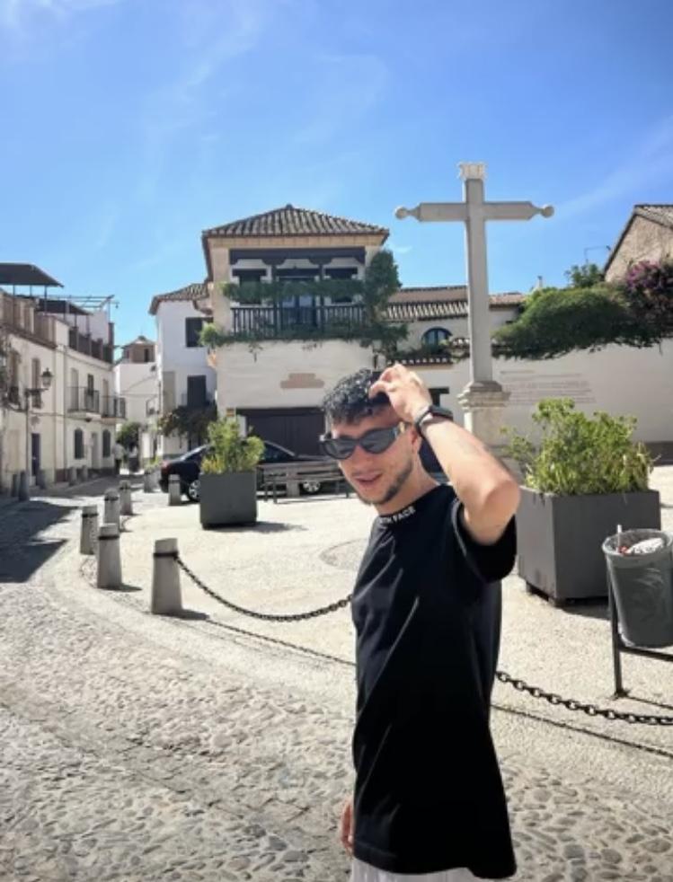 Chico busca chica en Málaga: 