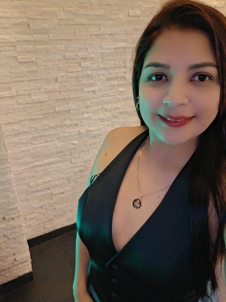 Chica busca chico en Jaén: 