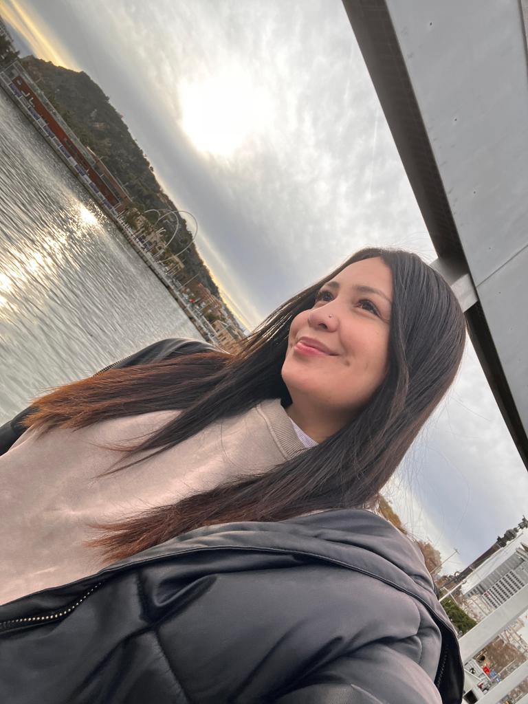 613308459: Chica busca chico en Alicante