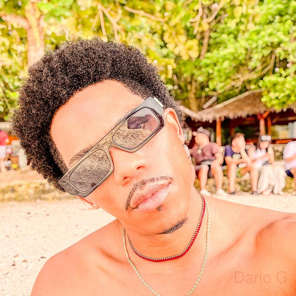 Chico busca chica en Cádiz: 