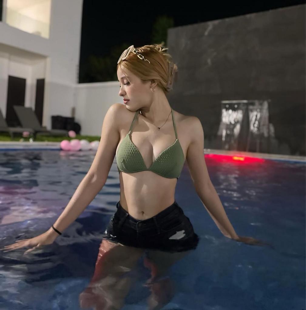 Chica busca chico en Huelva: 