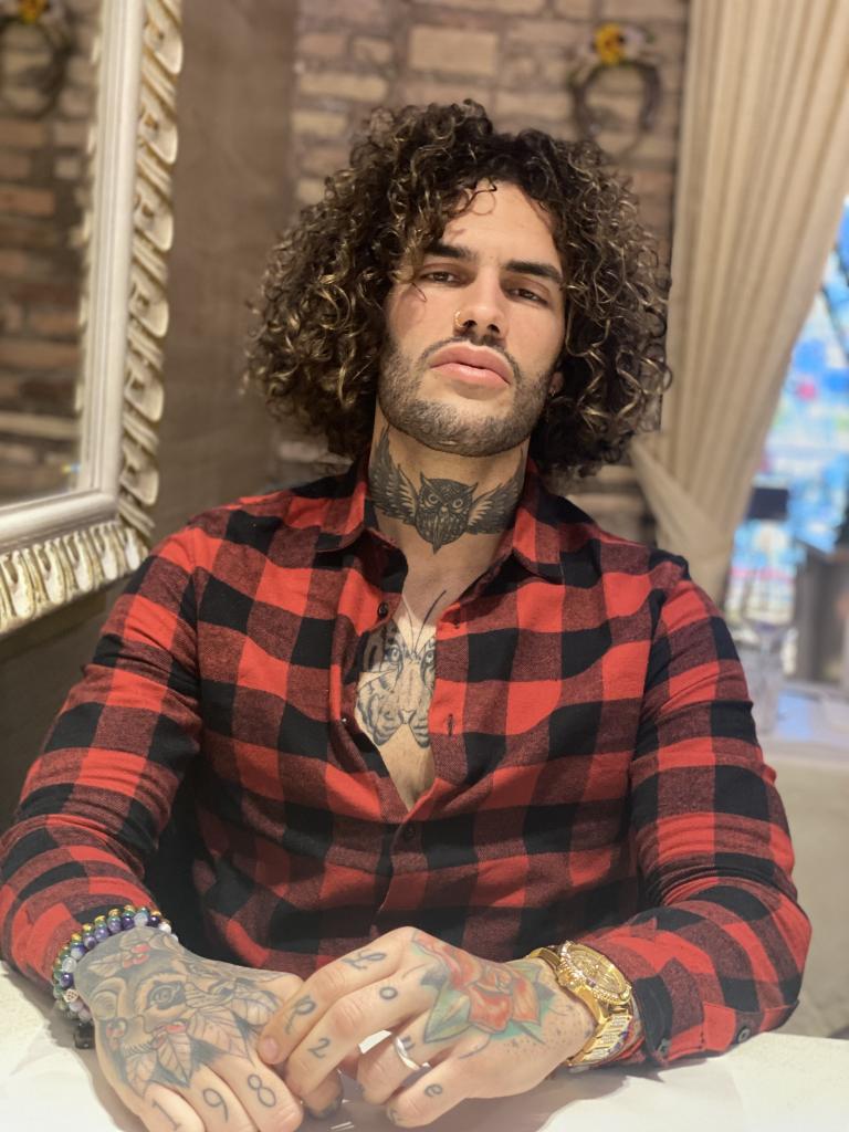 Chico busca chica en Alicante: 