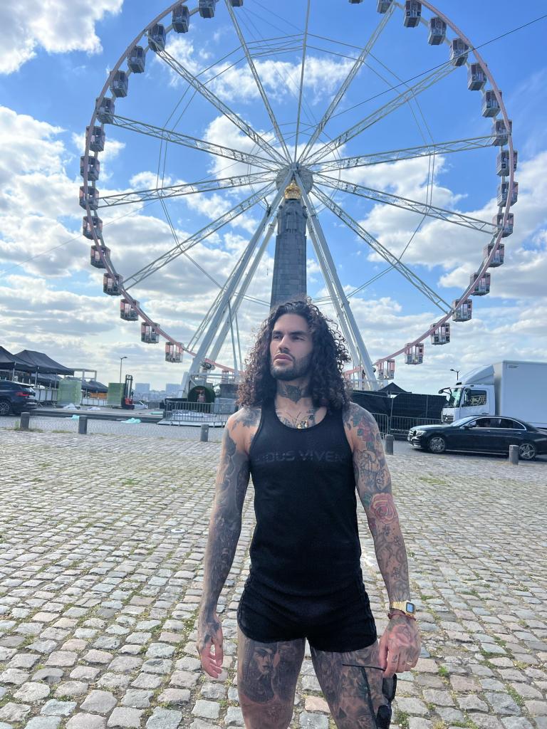 603324357: Chico busca chica en Alicante