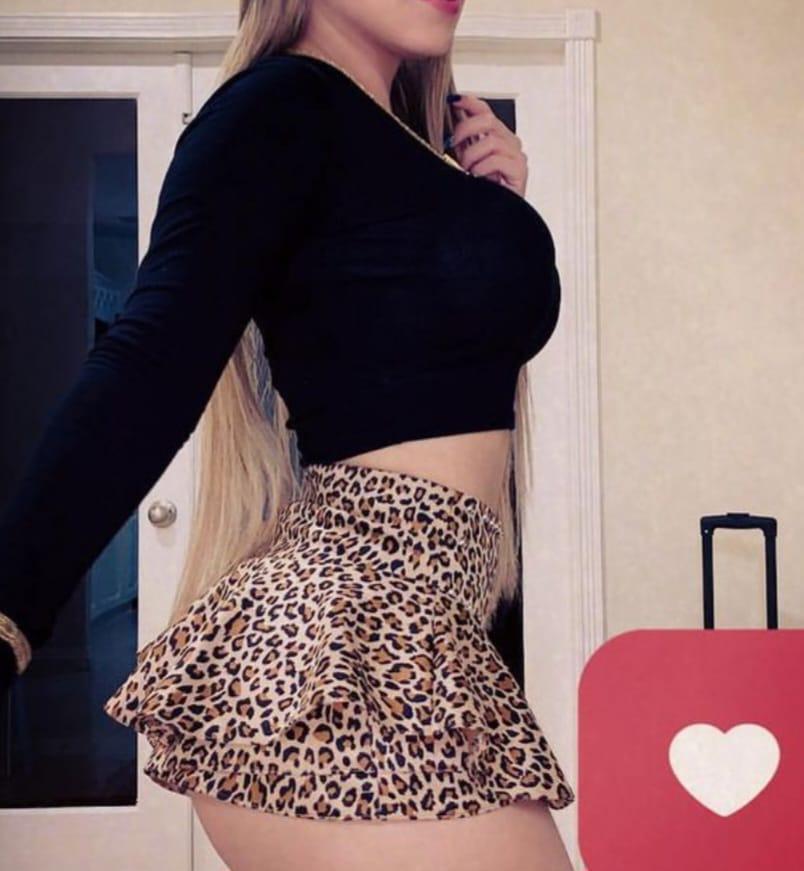 Chica busca chico en Cádiz: 